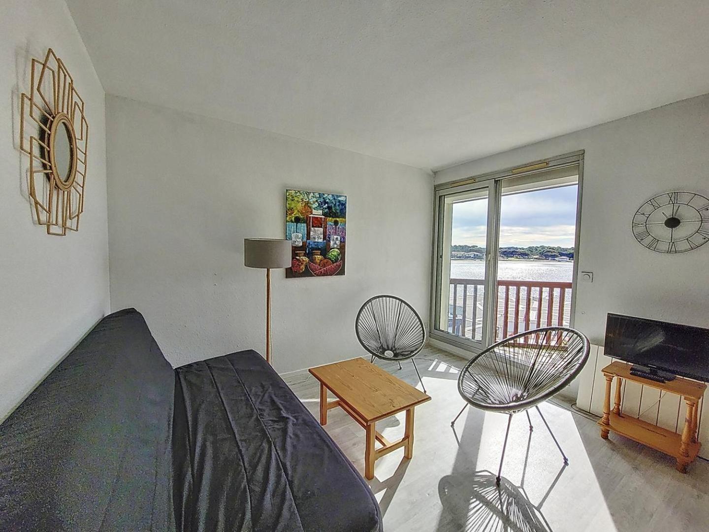 V-Landes 02-Vieux Boucau Appartement 4 Personnes Avec Vue Sur Le Lac Marin Dans Residence Avec Piscine Vieux-Boucau-les-Bains Buitenkant foto